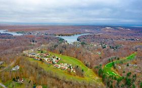 Wolf Run Manor At Treasure Lake 3*